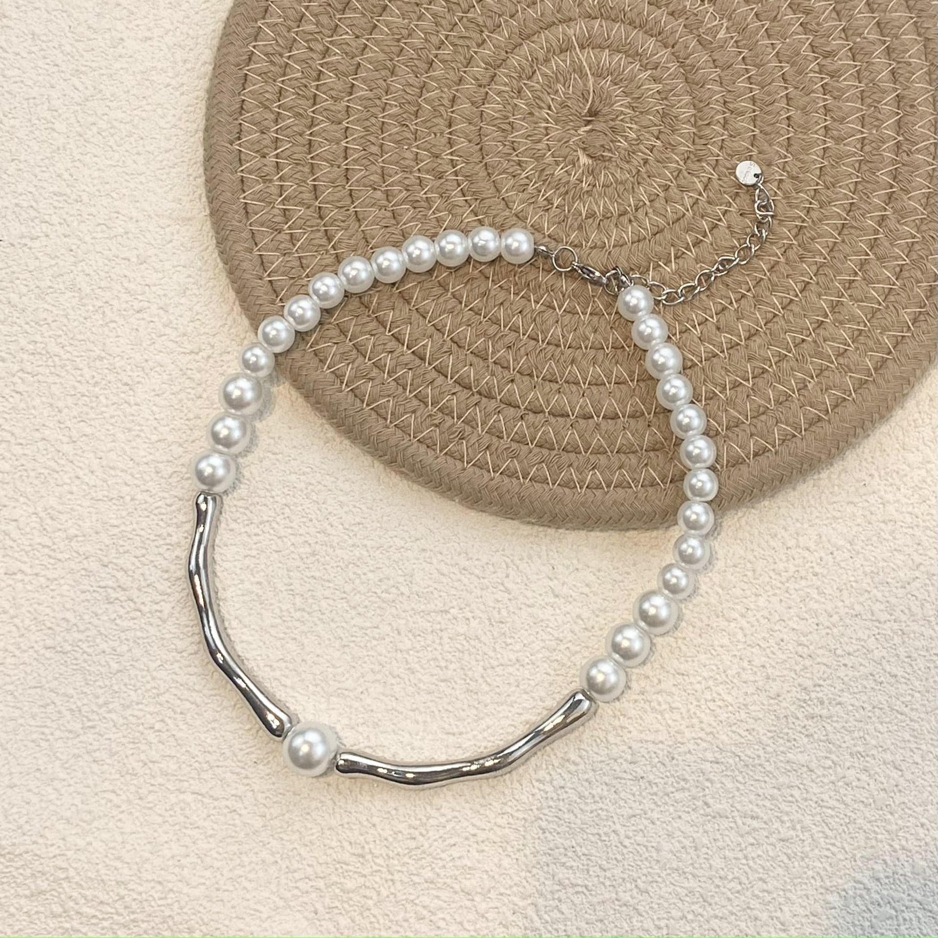 Beaded faux pearl solid choker necklace